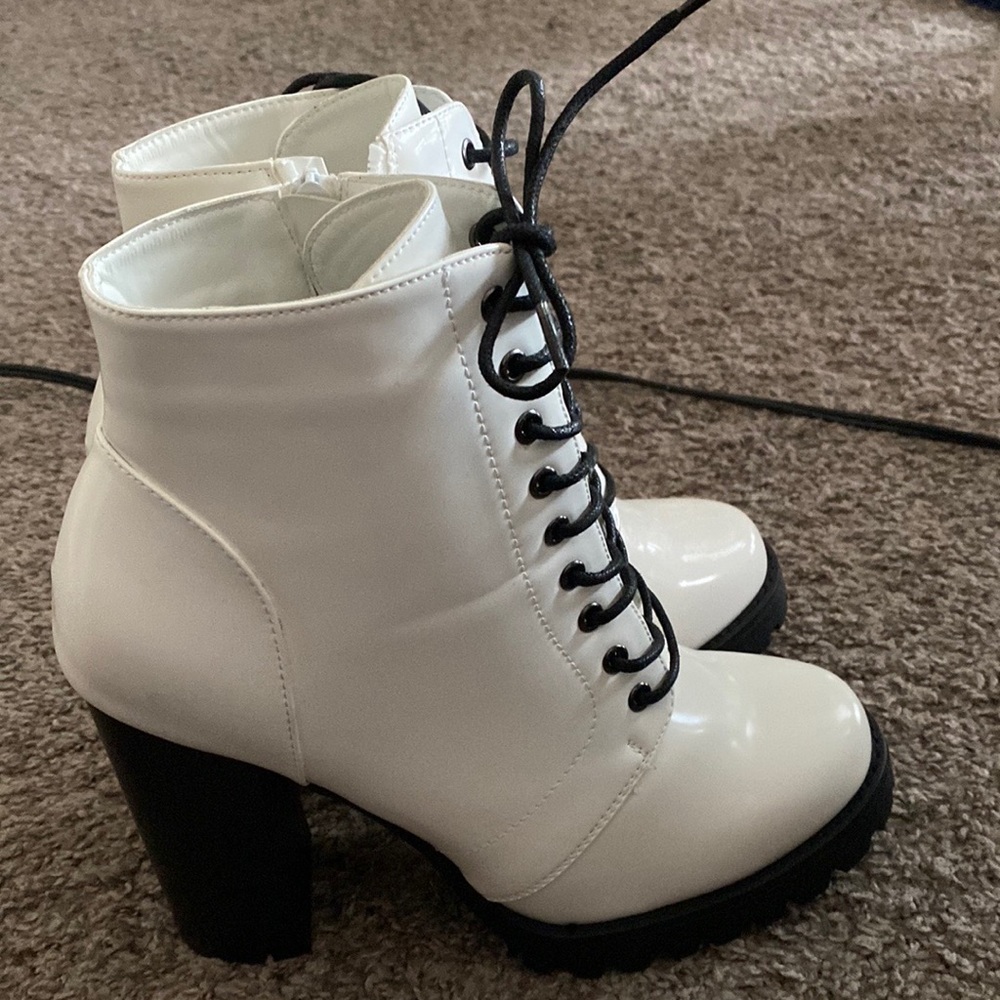 F21 Patent faux leather heeled booties
